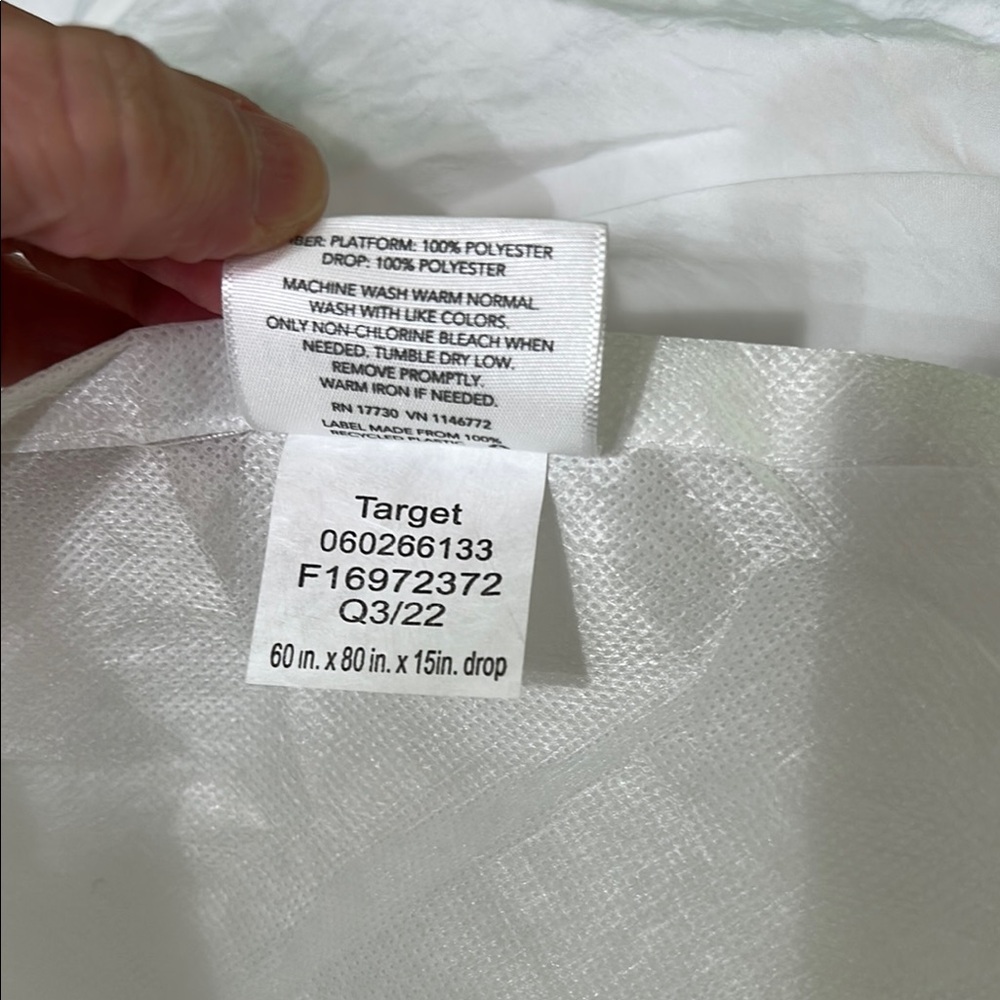 White Bedskirt - Queen - Picture 4 of 8